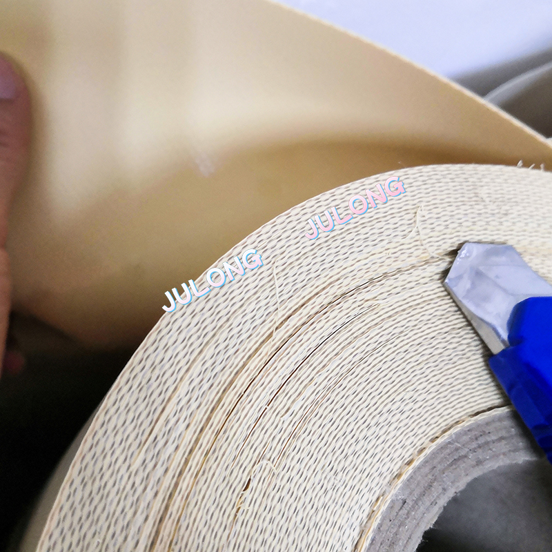 Tarpi kuorma -autokansiin